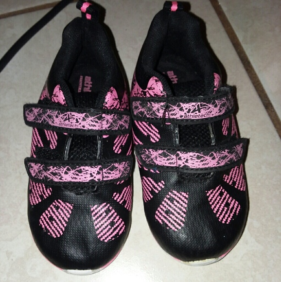 tenny shoes - Picture 2 of 3